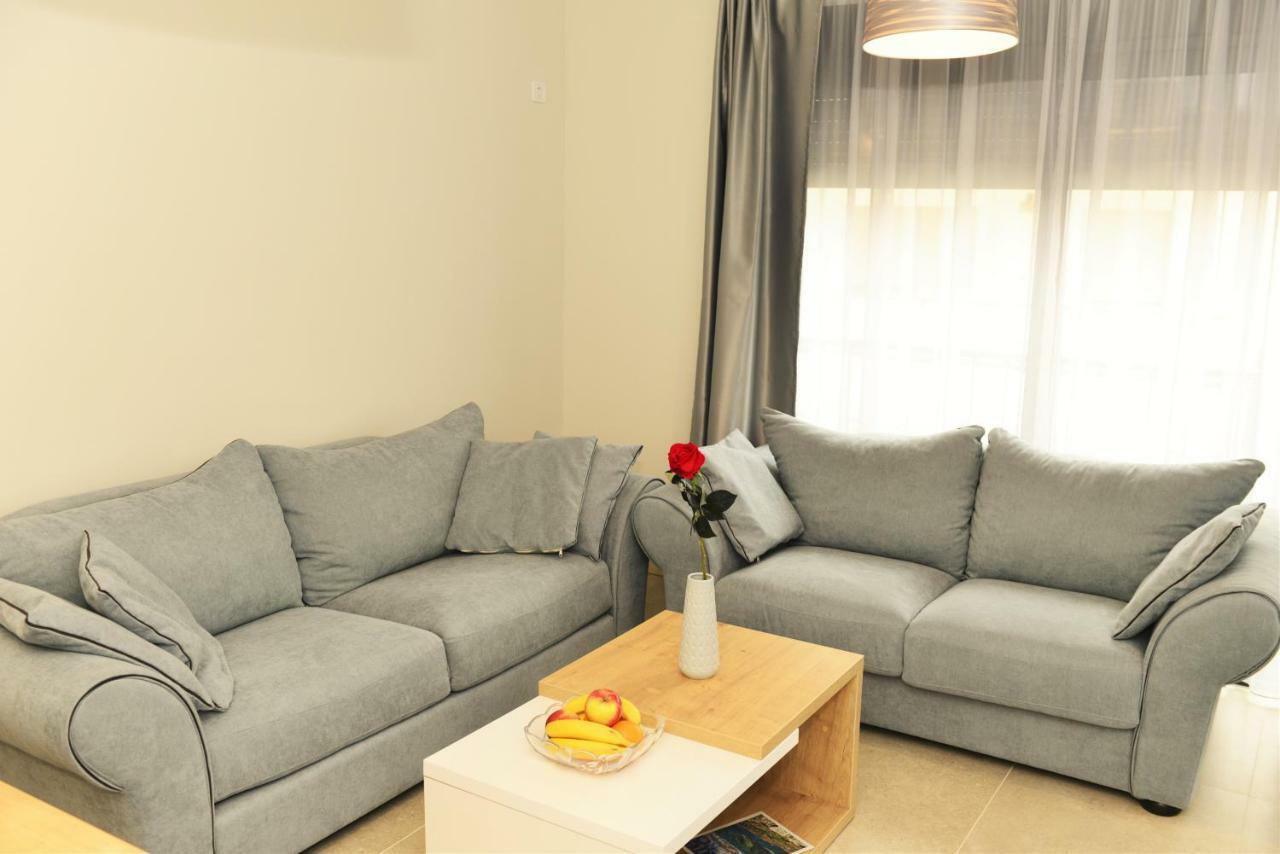 Ralux Apartman Tivat Dış mekan fotoğraf
