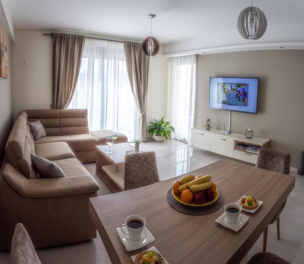Ralux Apartman Tivat Dış mekan fotoğraf