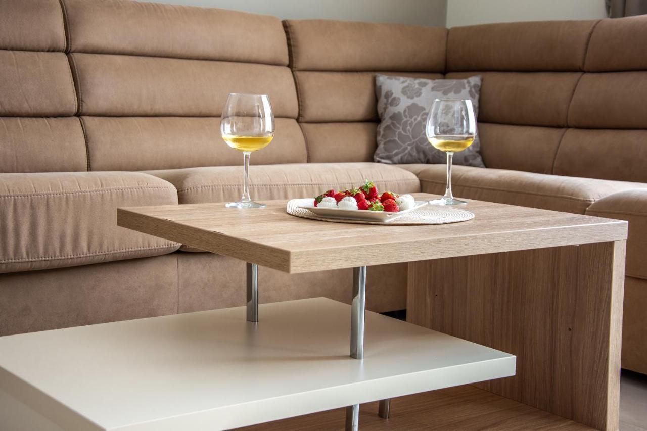 Ralux Apartman Tivat Dış mekan fotoğraf