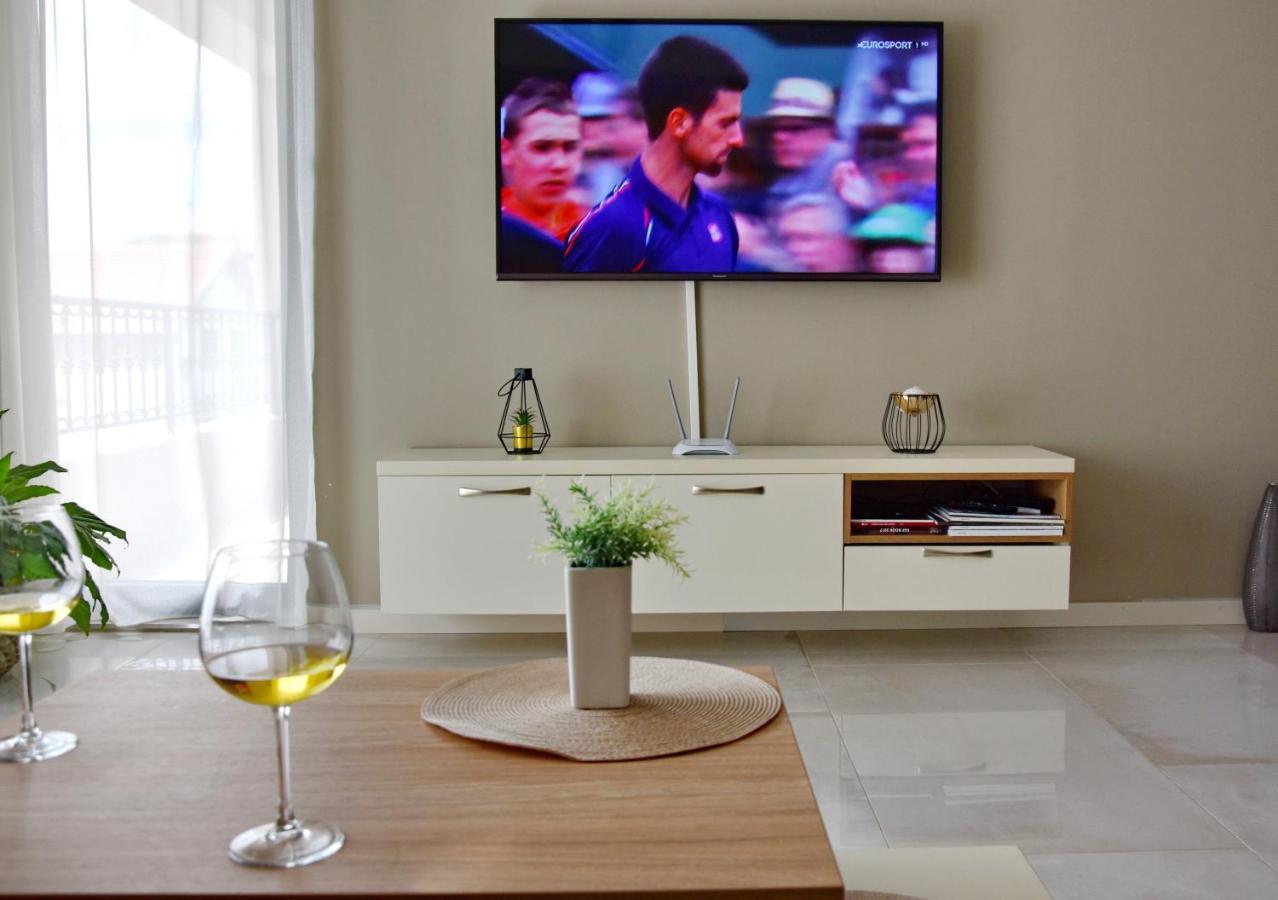 Ralux Apartman Tivat Dış mekan fotoğraf