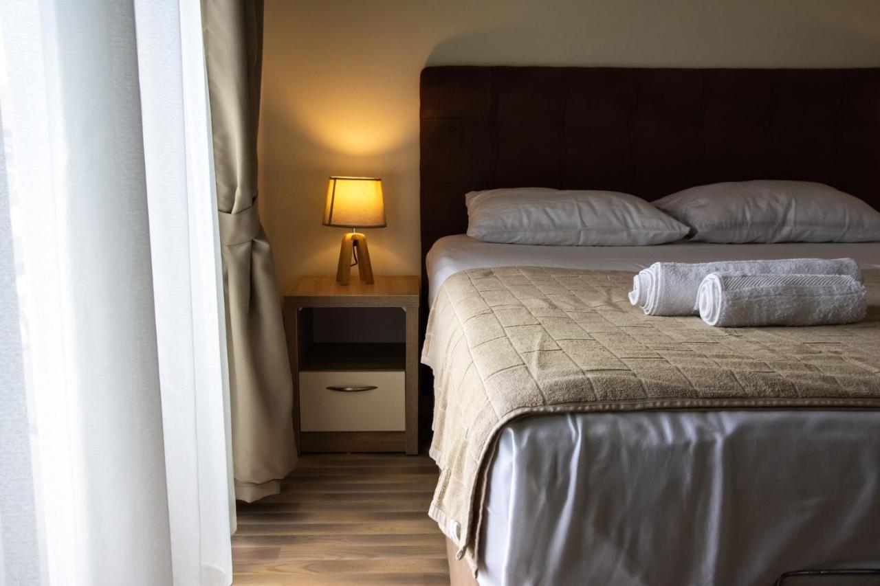 Ralux Apartman Tivat Dış mekan fotoğraf