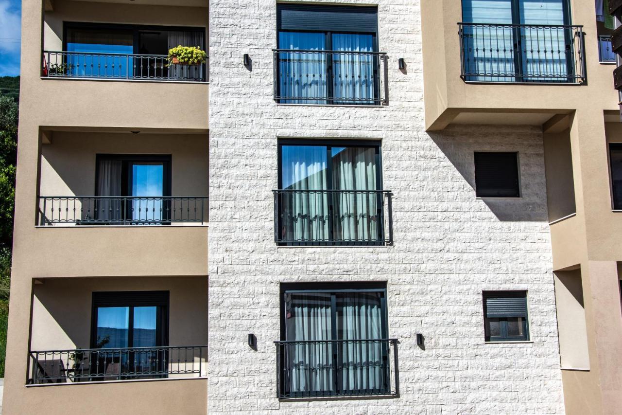 Ralux Apartman Tivat Dış mekan fotoğraf